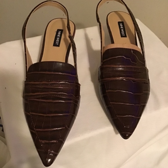 🤫NWOT, no box, see photos, 9.5 medium - Picture 4 of 5